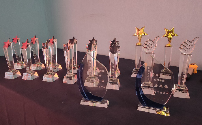 奖杯.png 奖杯.png